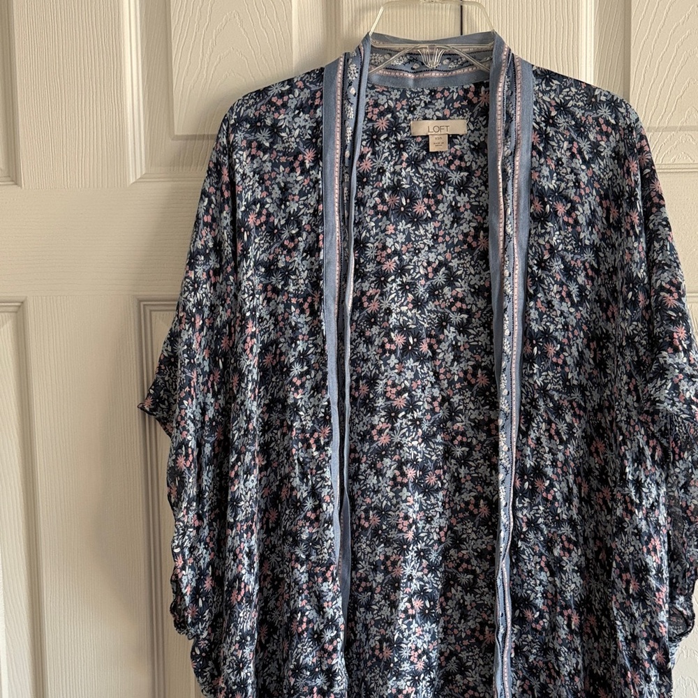 LOFT Navy and Pink Floral Kimono